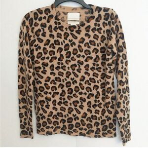 CYNTHIA ROWLEY Animal Print 2 Ply Cashmere Sweater